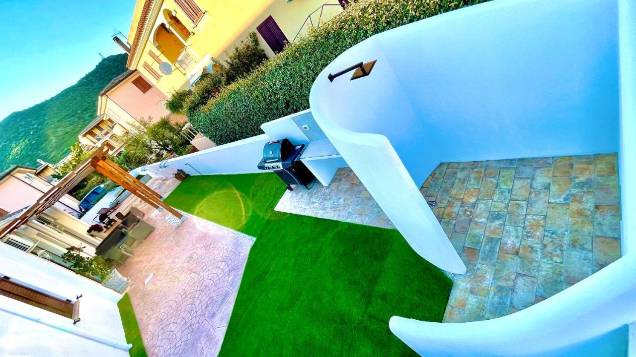 ラ・カレッタLe Residenze Del Mare Monolocale N6アパートメント エクステリア 写真